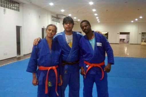 Atletas prontos para o Grand Prix Internacional, INFRAERO de Judô Para Cegos