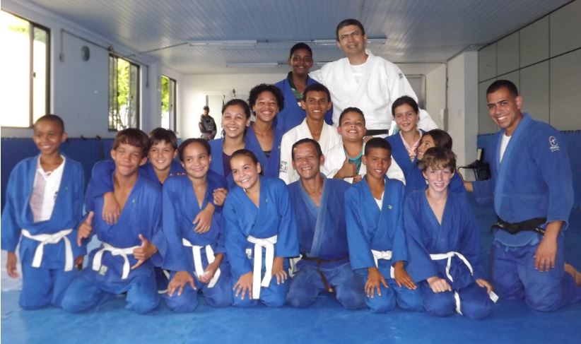 Exame realizado em 21 de dezembro de 2013, na UENF, dos alunos dos professores André e Ney